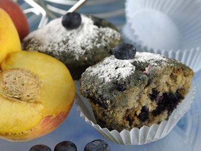Áfonyás, barackos muffin recept